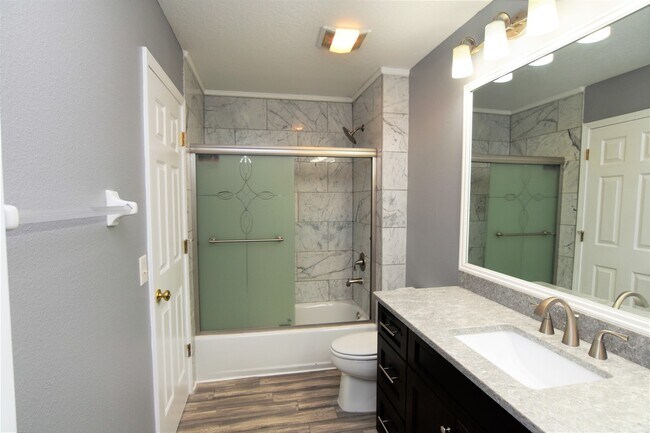 Building Photo - 11018 Black Swan Ct