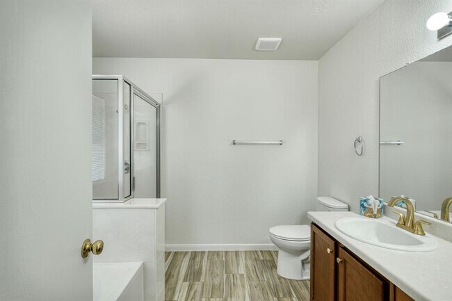 Building Photo - 1204 Kenneys Way