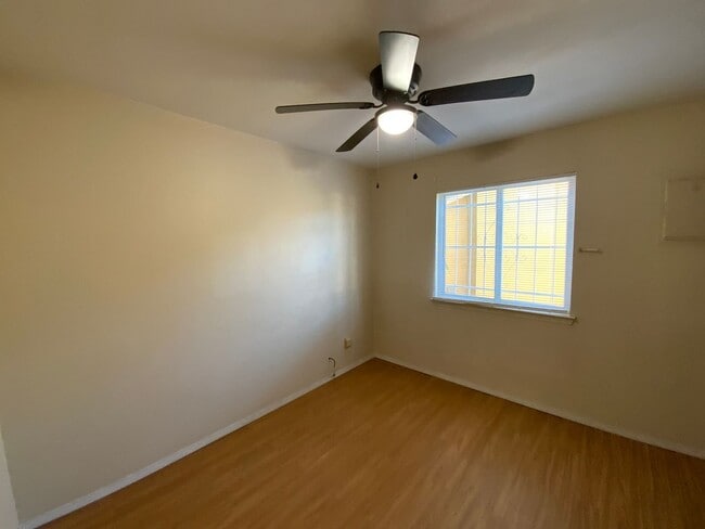 Building Photo - 4 Bedroom Single Story Home Near Juan Tabo Blvd SE & Central Ave SE by Four Hills!