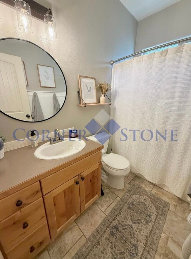 Building Photo - Stunning Home In Desired Woodbridge Subdivision!