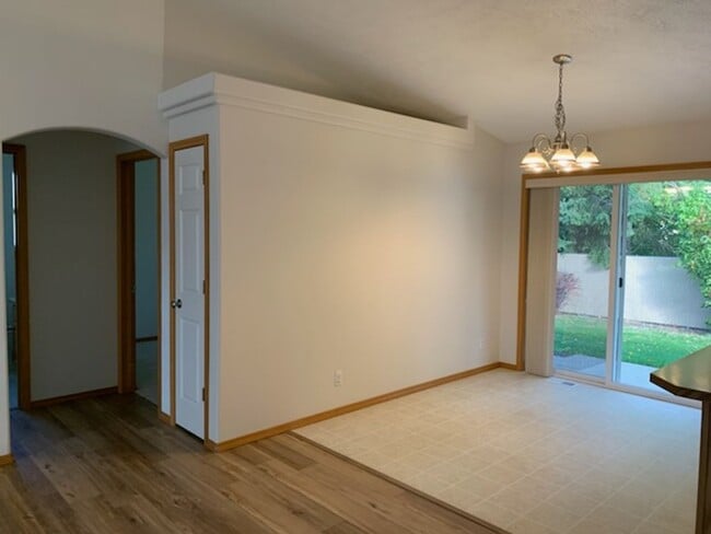 Building Photo - 9049 Torrey Ln