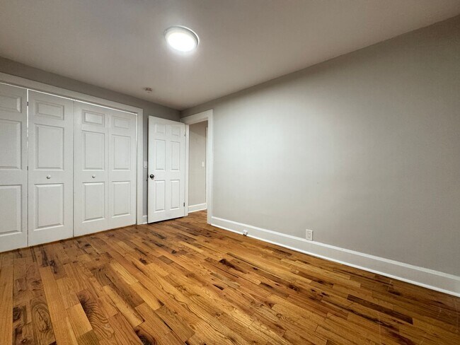 Building Photo - 145 Division St