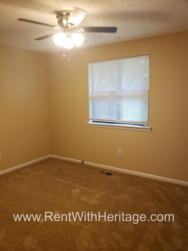 Building Photo - 4832 Timber Ridge Dr