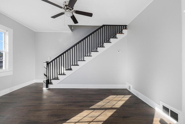 Building Photo - 3800 Memorial Blvd