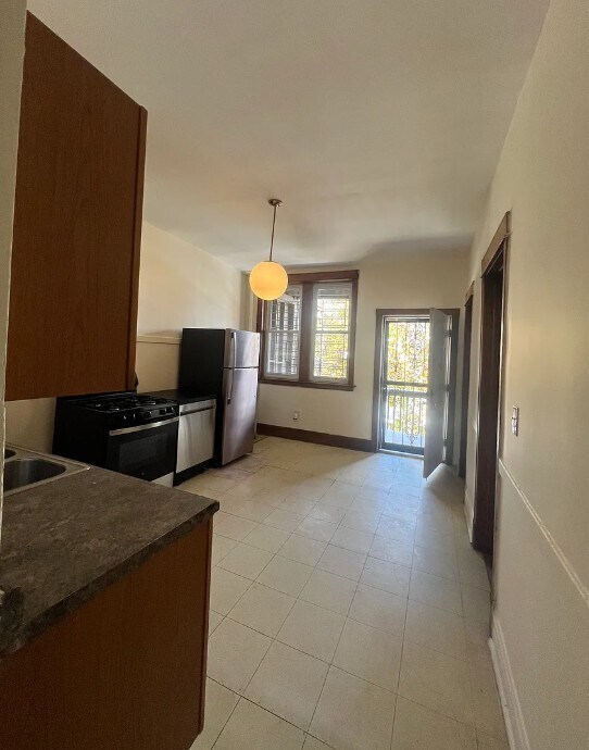 Building Photo - 1929 N Humboldt Blvd