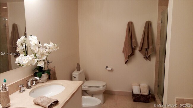 Building Photo - 19400 Turnberry Way