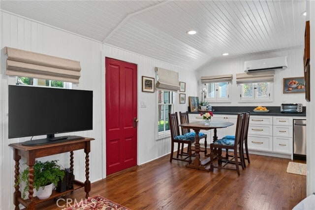 Building Photo - 6190 Hawarden Dr