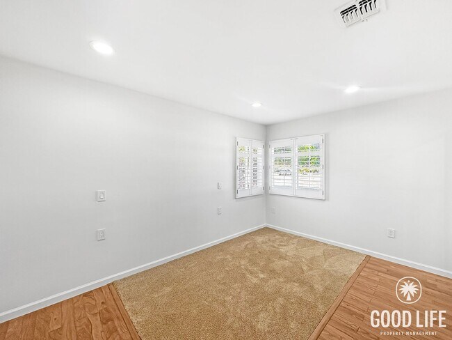 Building Photo - Inviting 3B/1BA Home in Imperial Beach with Patio, Driveway Parking and Coastal Proximity