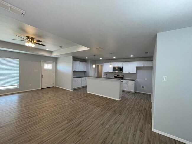 Building Photo - 8410 11th St