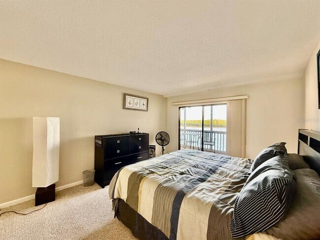 Building Photo - 821 Bahia Del Sol Dr