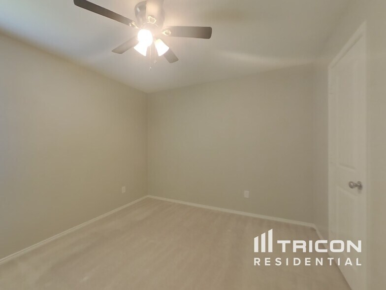 Building Photo - 1612 Clairborne Ct