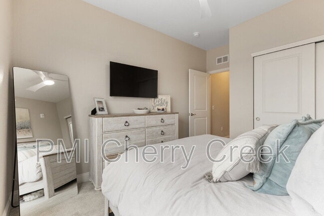 Building Photo - 9570 Accord Ln