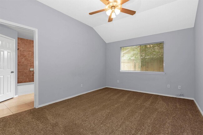 Building Photo - 73 Timberspire Ln