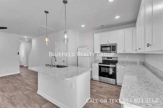 Building Photo - 503 Heswall Ct