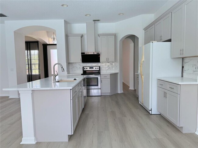 Building Photo - 4825 Brightmour Cir