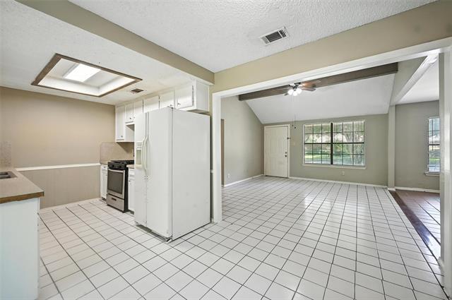 Building Photo - 115 Mesa Wood Dr