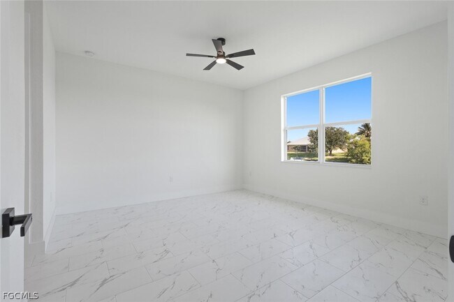 Building Photo - 4306 NW 35th St