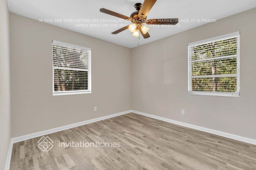 Building Photo - 6613 Shady Oak Dr