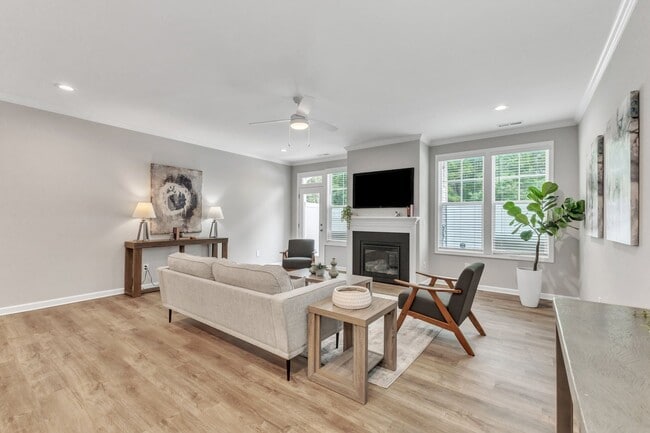 Building Photo - 3/3.5 NC State Townhome Near Centennial Campus
