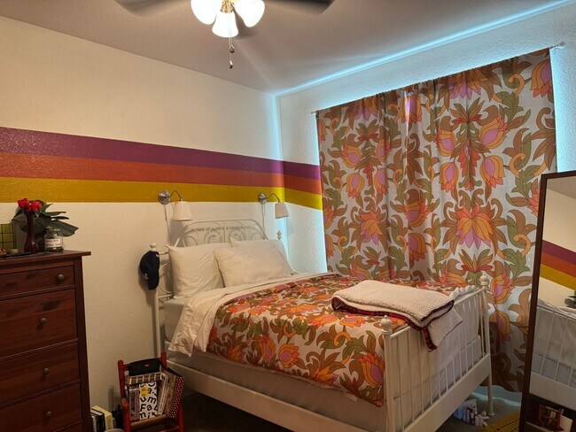 Building Photo - 517 Whittmen Ave