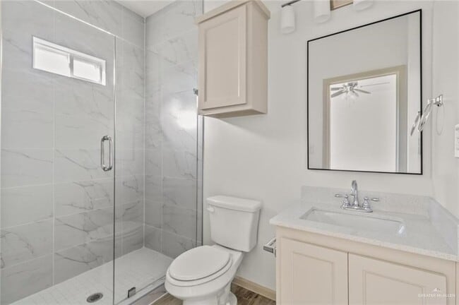 Building Photo - 1513 Shavano Dr