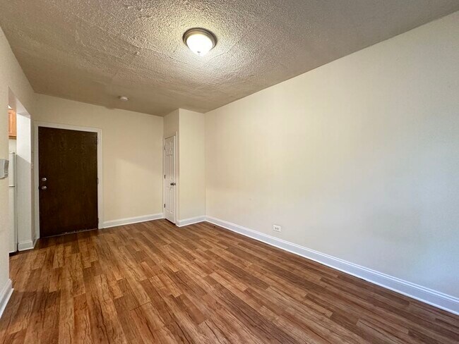 Building Photo - 1742 N Humboldt Blvd