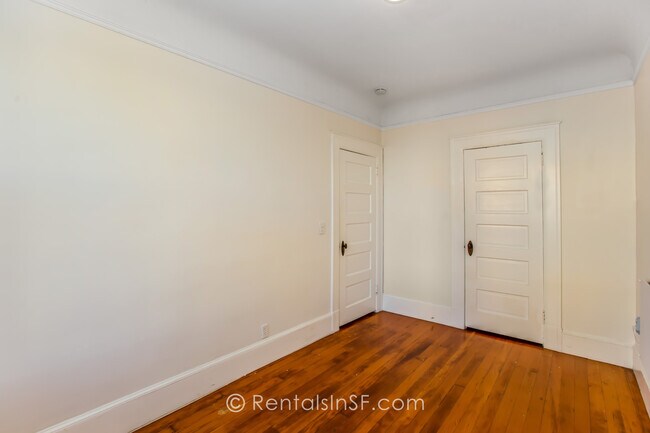Building Photo - 435 Tehama St