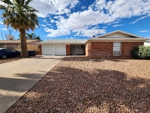 Building Photo - 5109 Bastille Ave