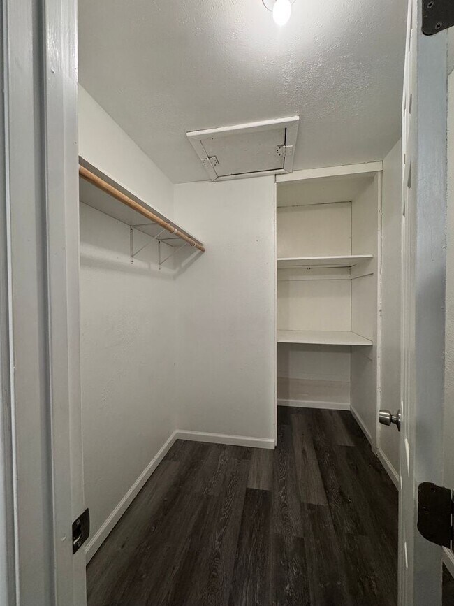 Building Photo - SECOND STORY CONDO WITH BILLS PAID