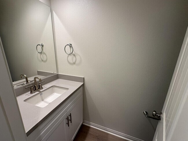 Building Photo - 2262 W Mill St