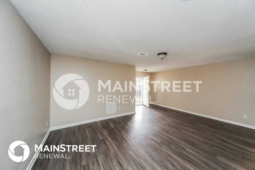 Building Photo - 4663 Royal View Dr