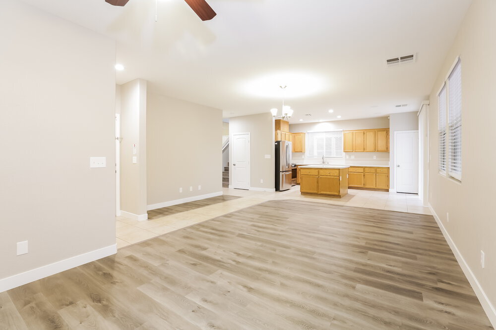 Building Photo - 7333 Caballo Range Ave