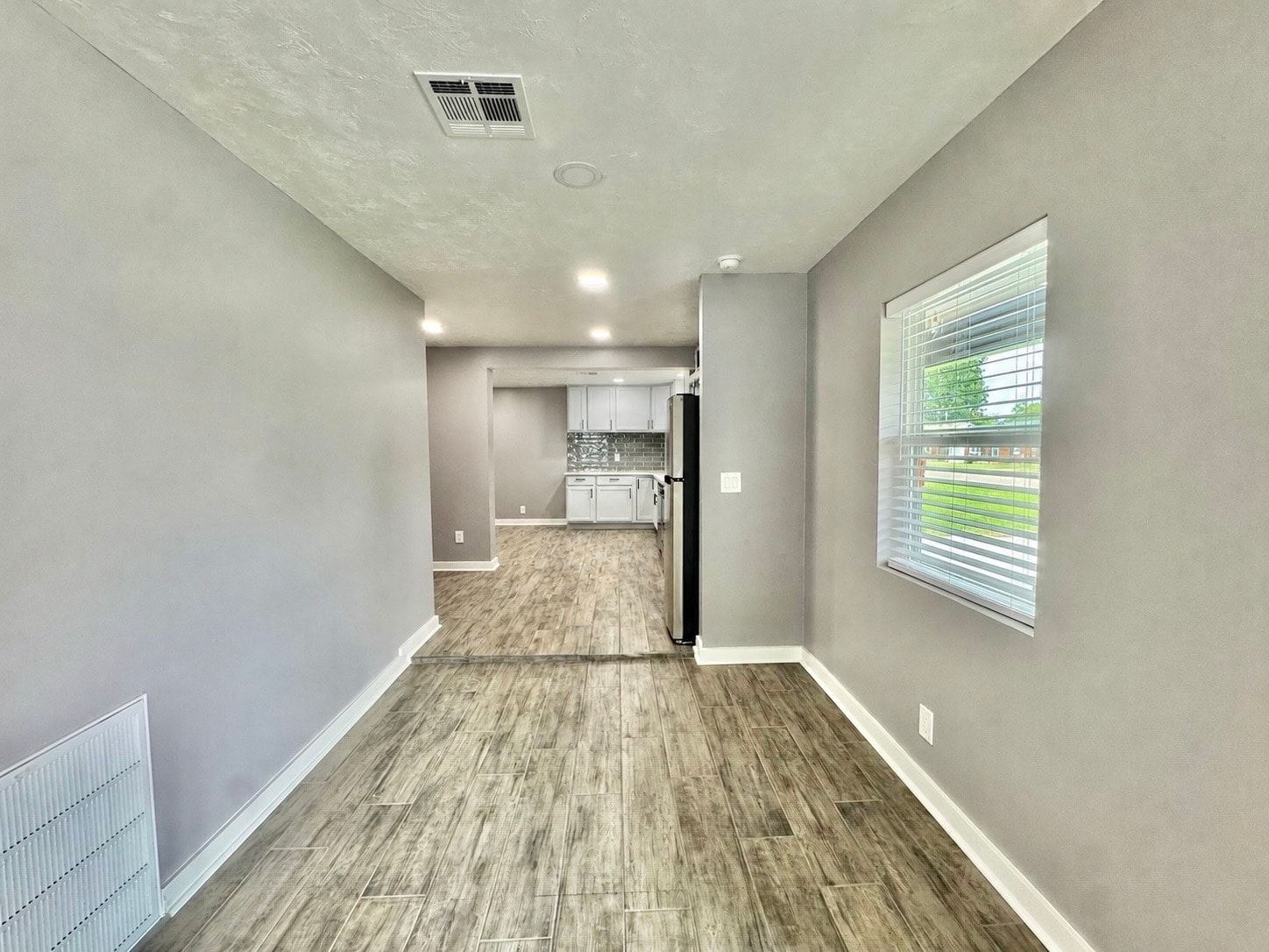 Building Photo - 2144 Westchester Dr