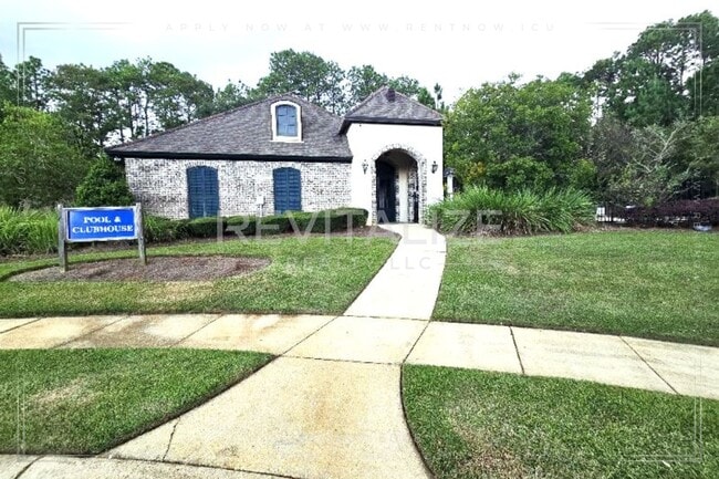 Building Photo - Smart 4 Bd / 2 Ba Home in West Mobile Gate...