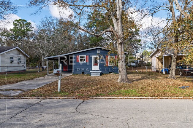 Building Photo - Newly Remodeled 3 Bd / 1 Ba in Moss Point