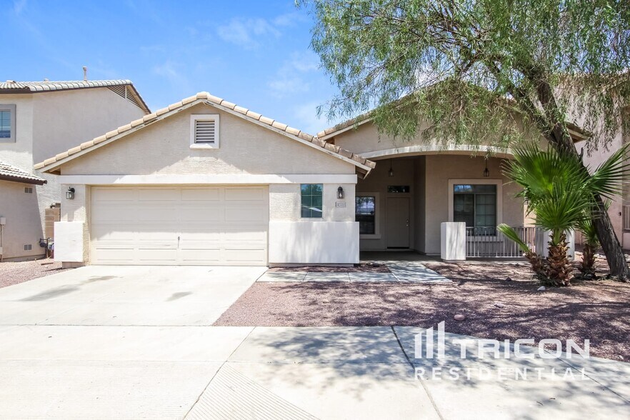 Primary Photo - 12382 W Hopi St