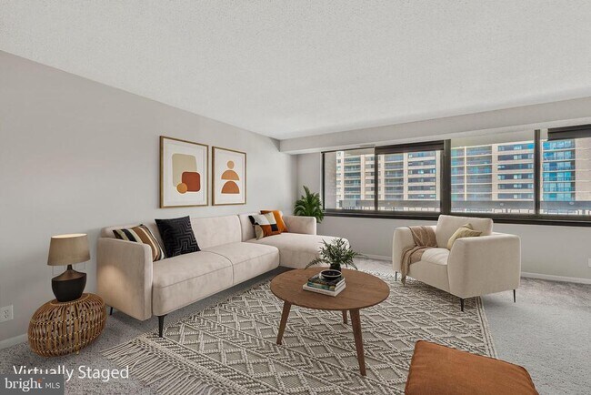 Building Photo - 5501 Seminary Rd