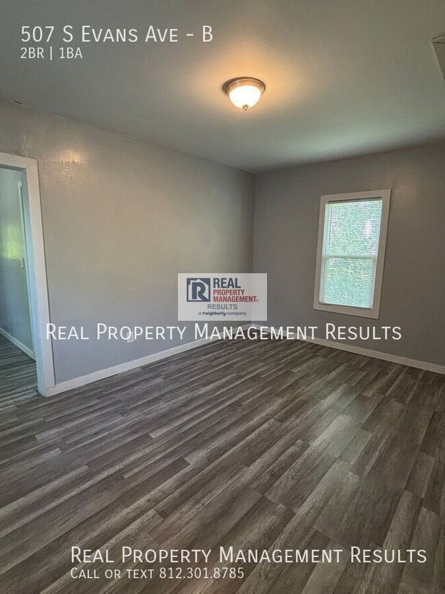 Building Photo - 507 S Evans Ave