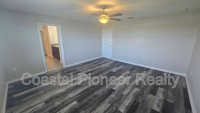 Building Photo - 9613 Sage Creek Dr