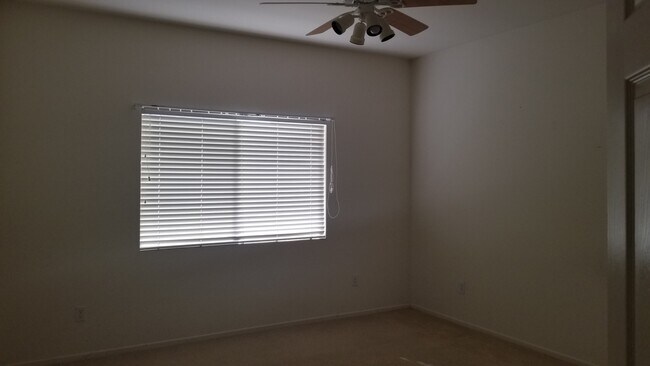 Building Photo - 43136 Bellota Ct