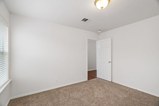 Building Photo - 3 br, 2.5 bath House - 10917 Sangria Mist