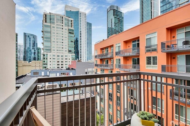 Building Photo - 50 Lansing St