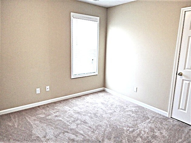 Building Photo - 4327 James Wade Dr