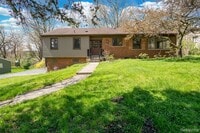 Building Photo - 2700 Colonial Way