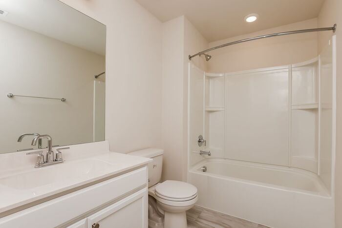 Building Photo - 2508 Elmcroft Ave