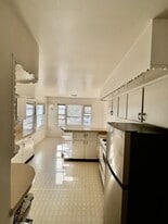 Building Photo - 522 S 10th Ave