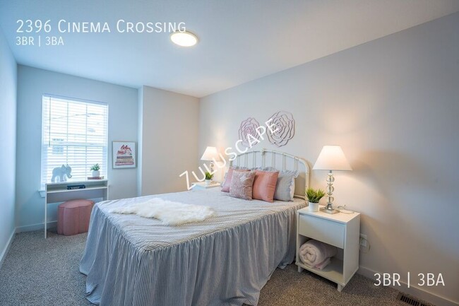 Building Photo - 2396 Cinema Crossing