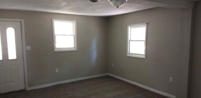 Building Photo - 3616 W 28th St