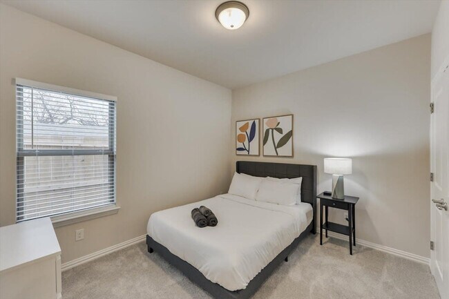 Building Photo - 441 Avenue A