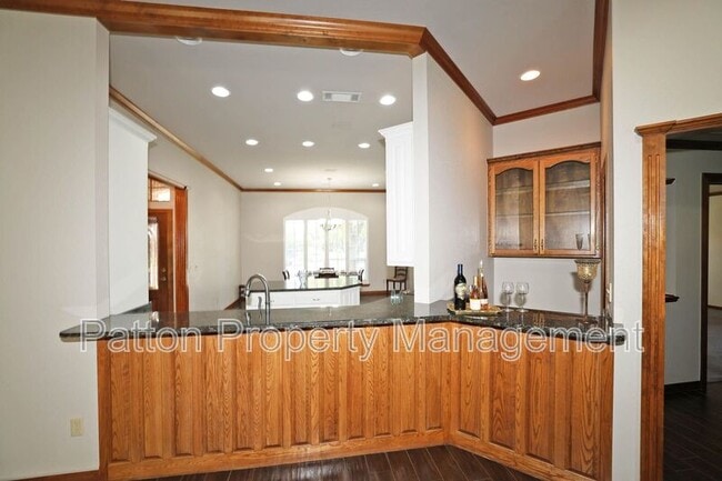 Building Photo - 8107 Progress Dr